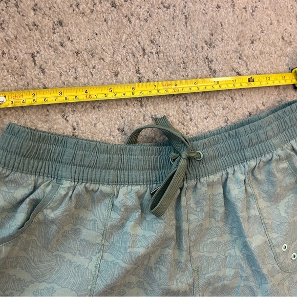 United By Blue S EUC Green board/Athletic Shorts - Picture 5 of 10